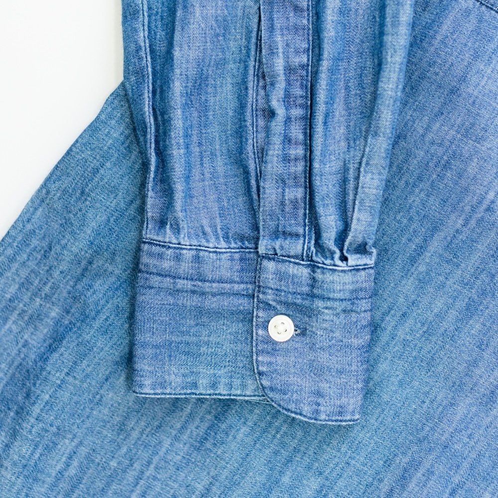 Loft Soft Denim Button Down Size Small - image 5